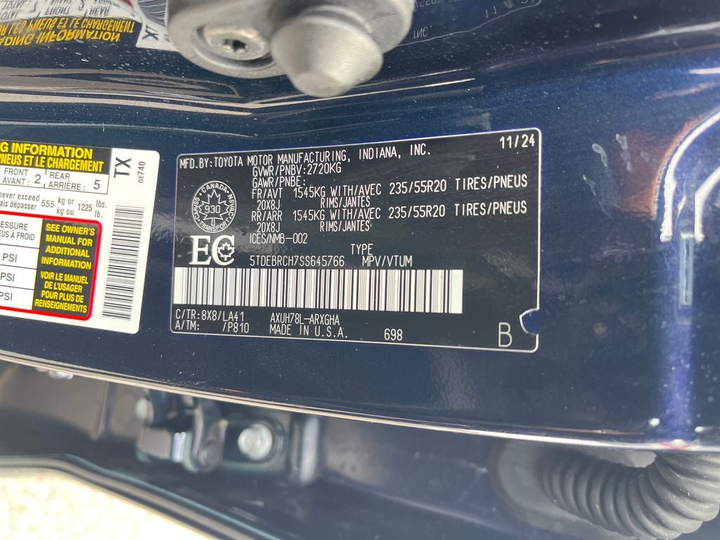 2025 Toyota Highlander Hybrid Platinum