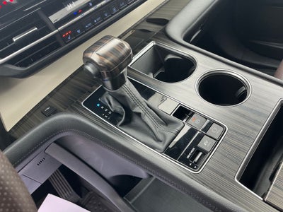 2024 Toyota Sienna Platinum 7 Passenger