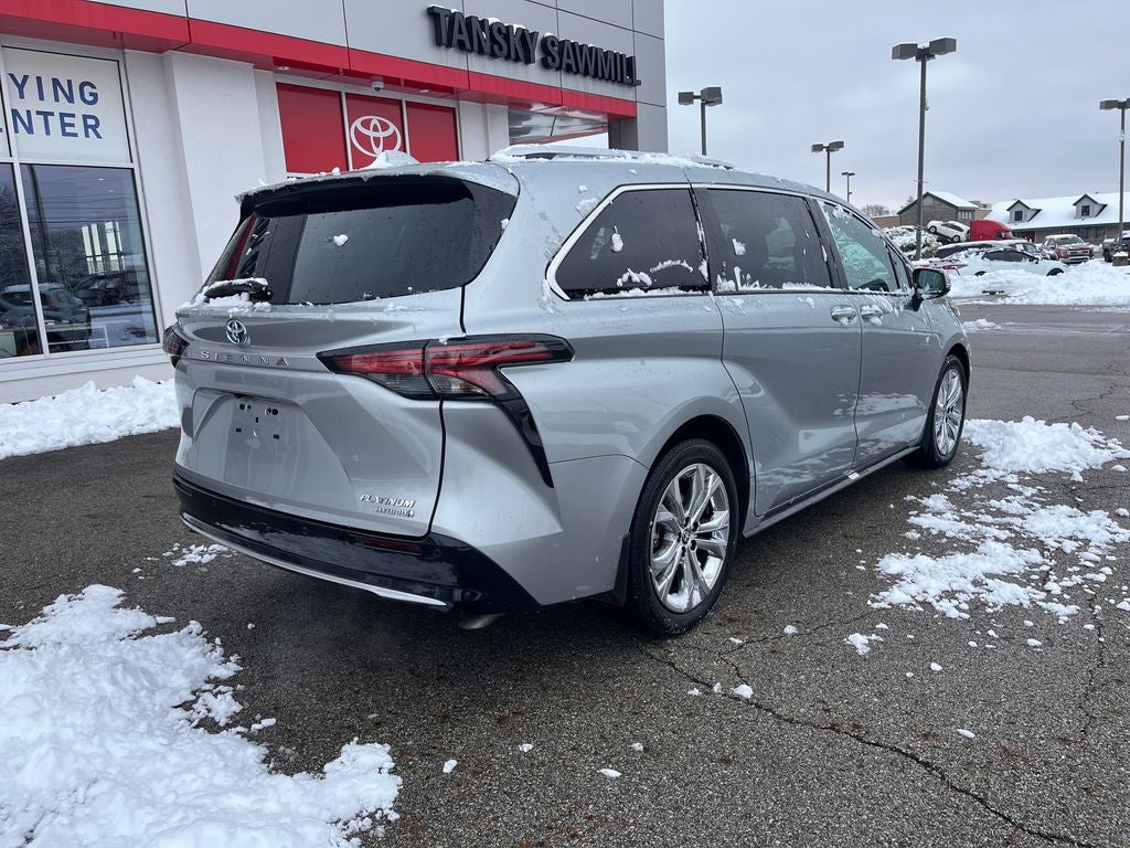 2024 Toyota Sienna Platinum 7 Passenger