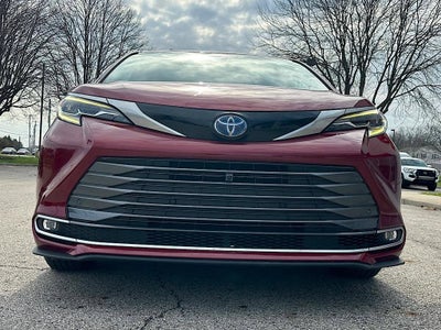 2022 Toyota Sienna Platinum 7 Passenger