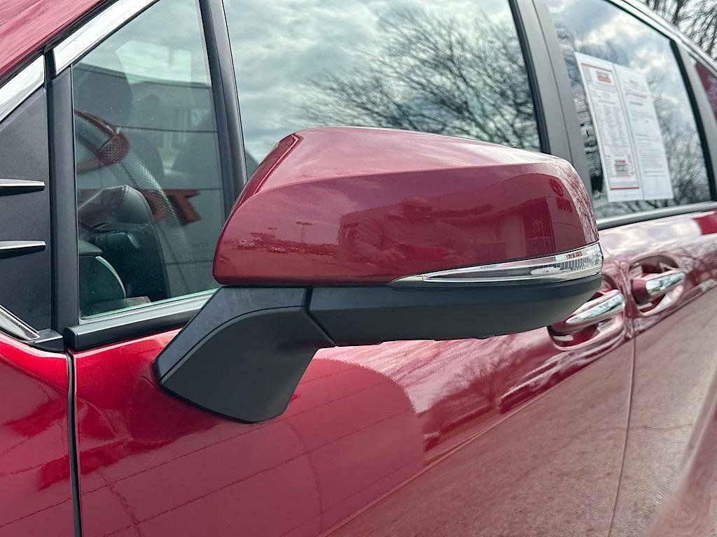 2022 Toyota Sienna Platinum 7 Passenger