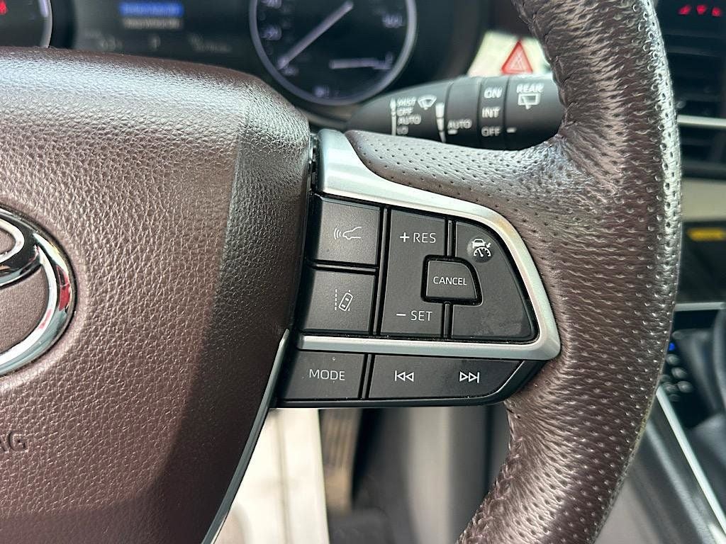 2022 Toyota Sienna Platinum 7 Passenger