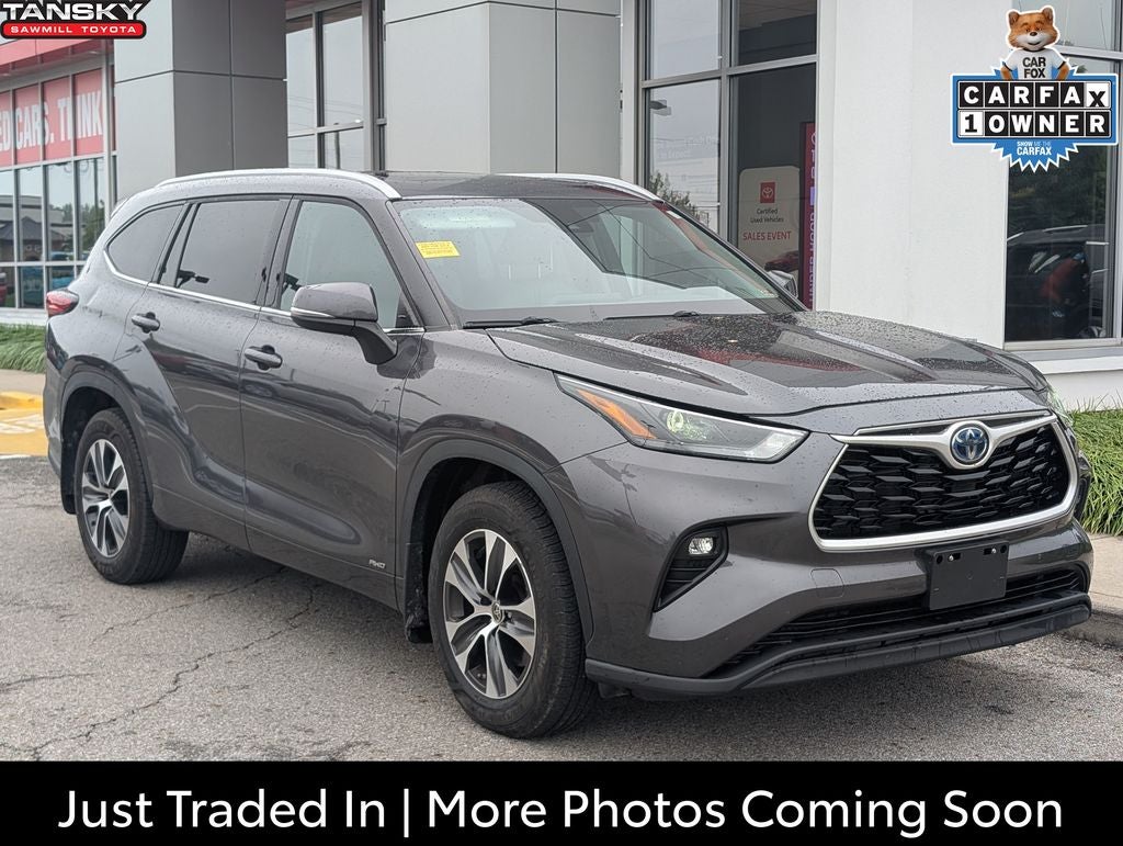 2022 Toyota Highlander Hybrid XLE