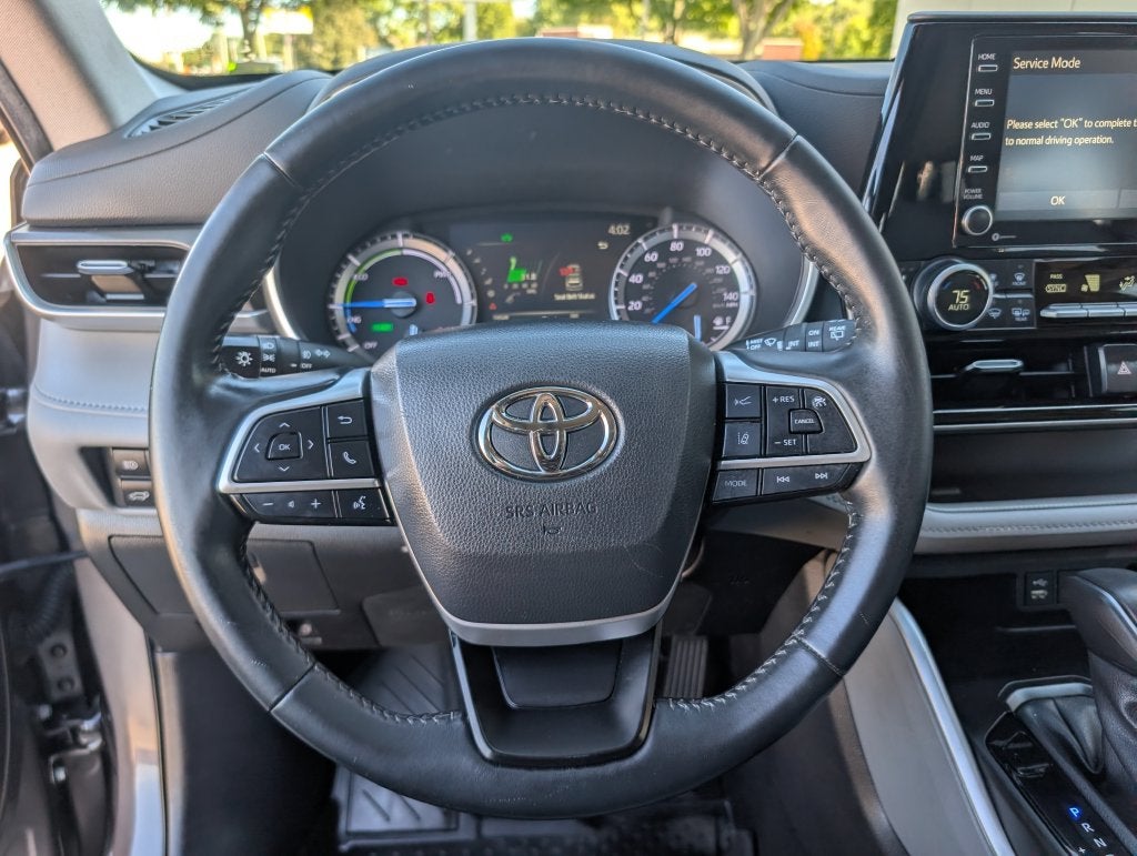 2022 Toyota Highlander Hybrid XLE