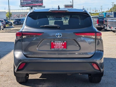 2022 Toyota Highlander Hybrid XLE