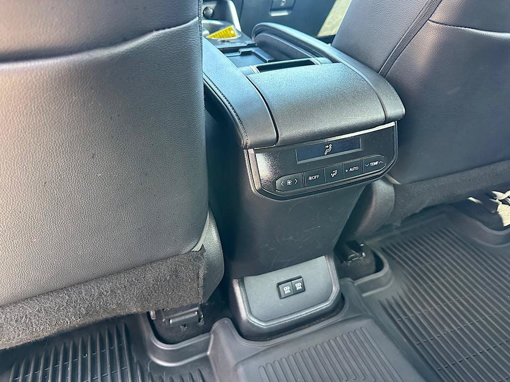 2020 Toyota Highlander Hybrid XLE