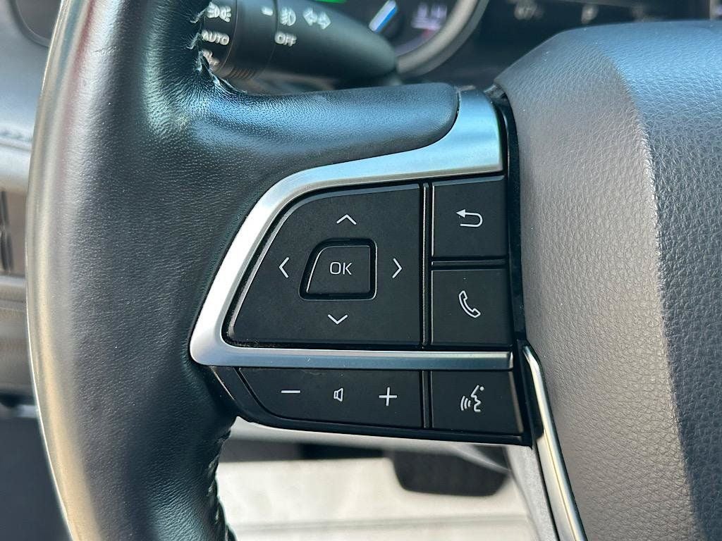 2020 Toyota Highlander Hybrid XLE