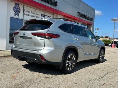 2020 Toyota Highlander Hybrid XLE