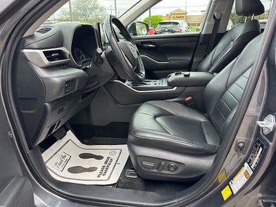 2020 Toyota Highlander XLE
