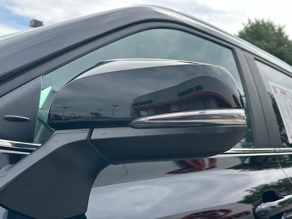 2024 Toyota Highlander Hybrid XLE