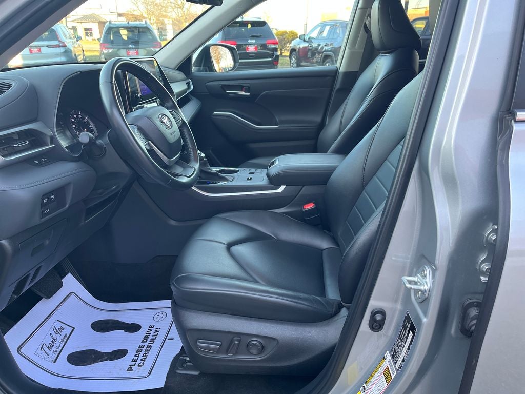 2024 Toyota Highlander XLE