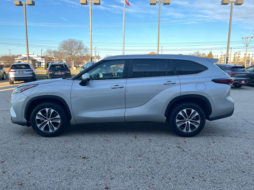 2024 Toyota Highlander XLE