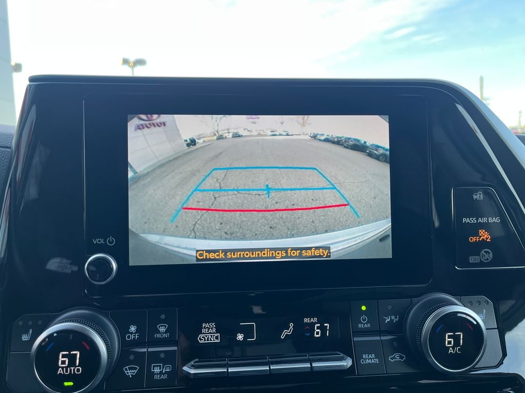 2024 Toyota Highlander XLE