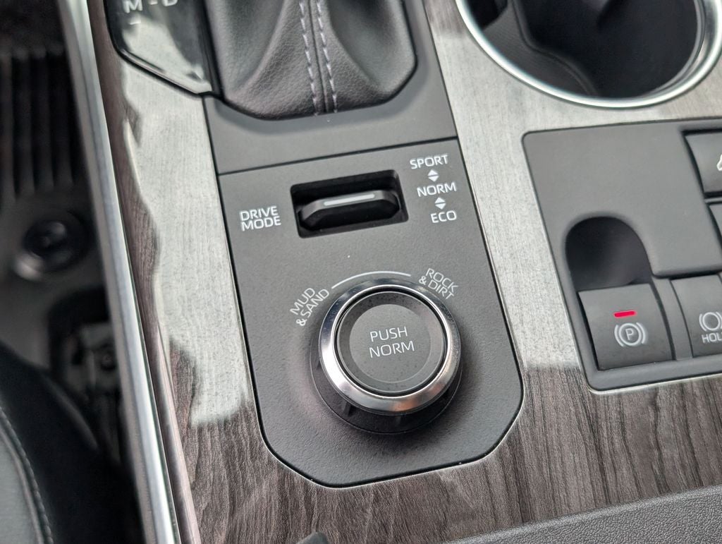 2025 Toyota Highlander Limited