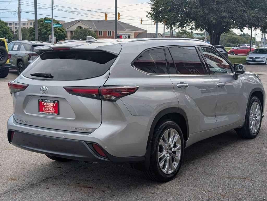 2025 Toyota Highlander Limited