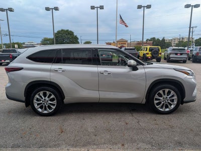 2025 Toyota Highlander Limited