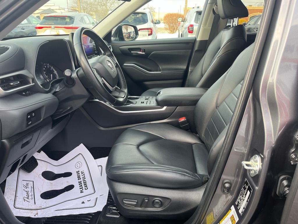 2023 Toyota Highlander XLE