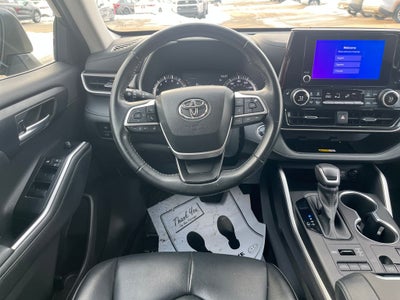 2023 Toyota Highlander XLE