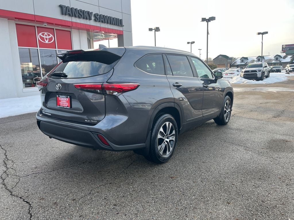 2023 Toyota Highlander XLE