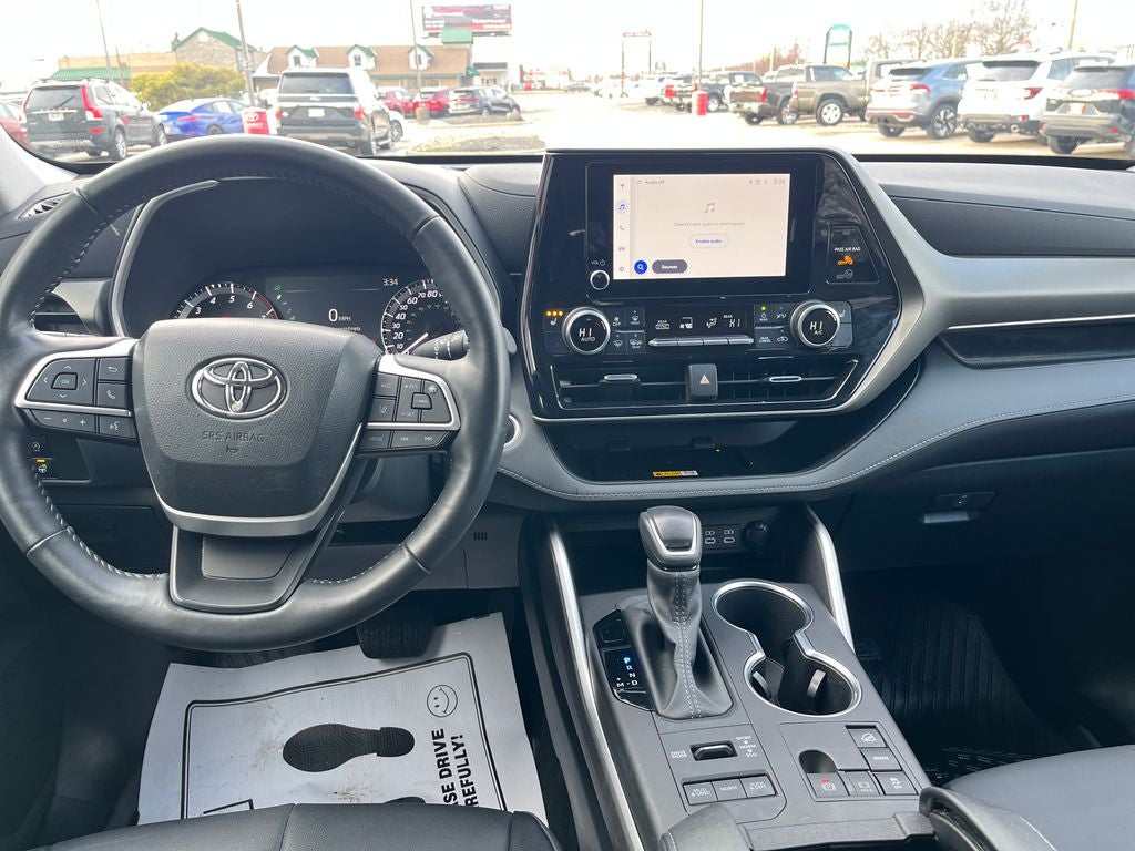 2024 Toyota Highlander XLE