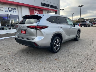 2024 Toyota Highlander XLE