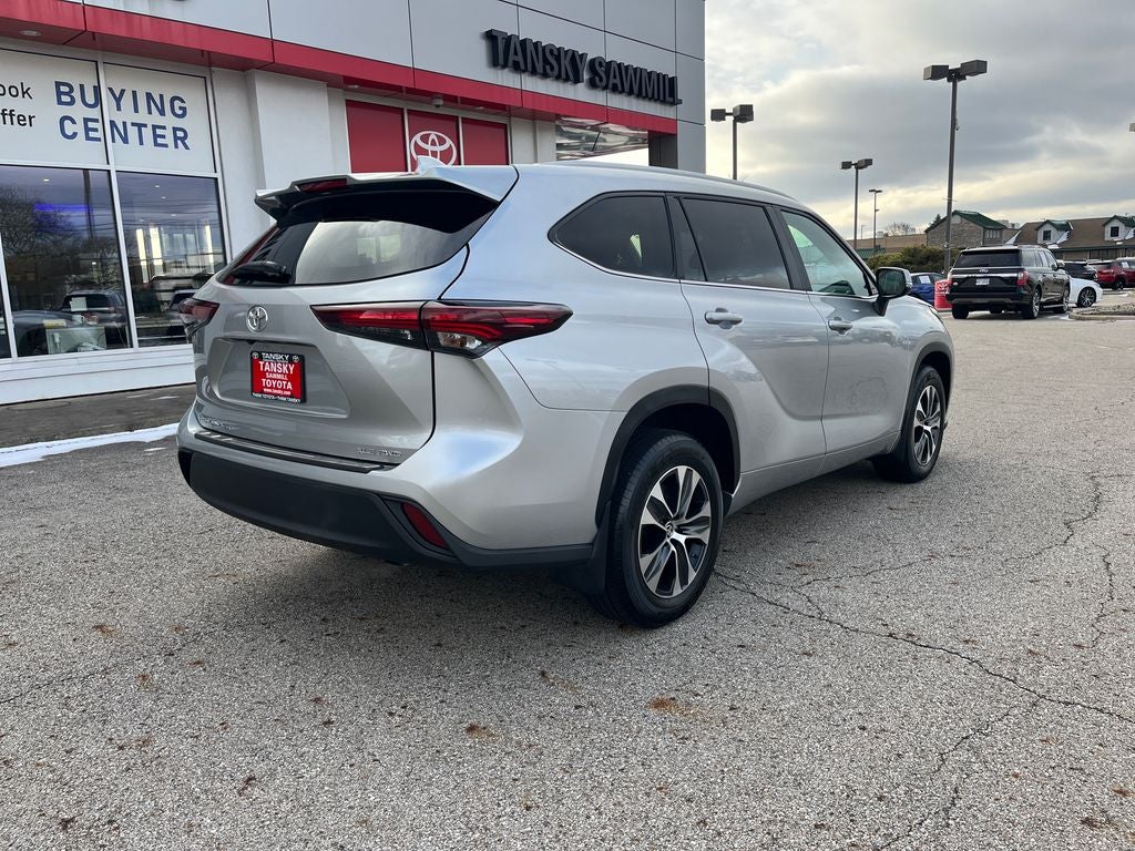 2024 Toyota Highlander XLE