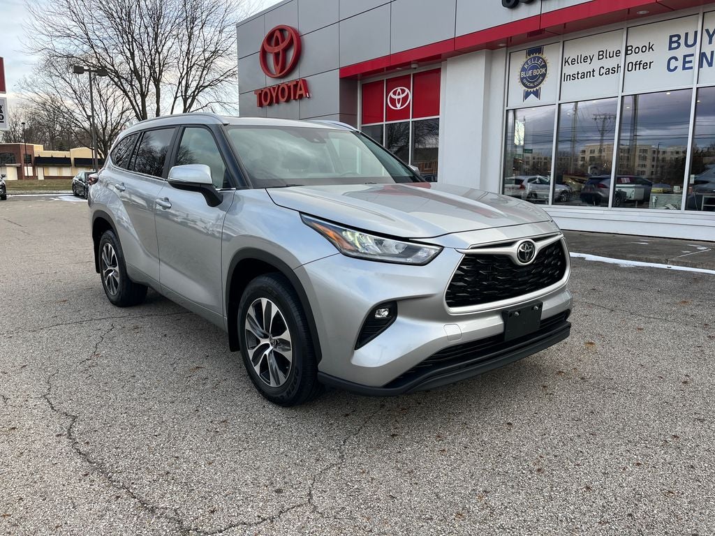 2024 Toyota Highlander XLE