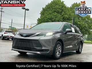 2023 Toyota Sienna LE 8 Passenger