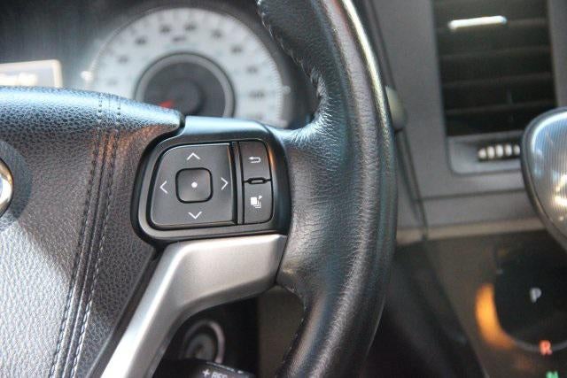 2016 Toyota Sienna SE 7 Passenger