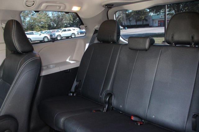 2016 Toyota Sienna SE 7 Passenger
