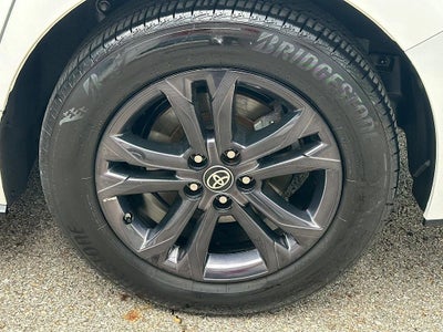 2025 Toyota Sienna XSE 7 Passenger