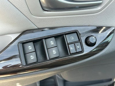 2016 Toyota Sienna XLE 8 Passenger