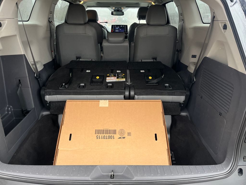 2023 Toyota Sienna XLE