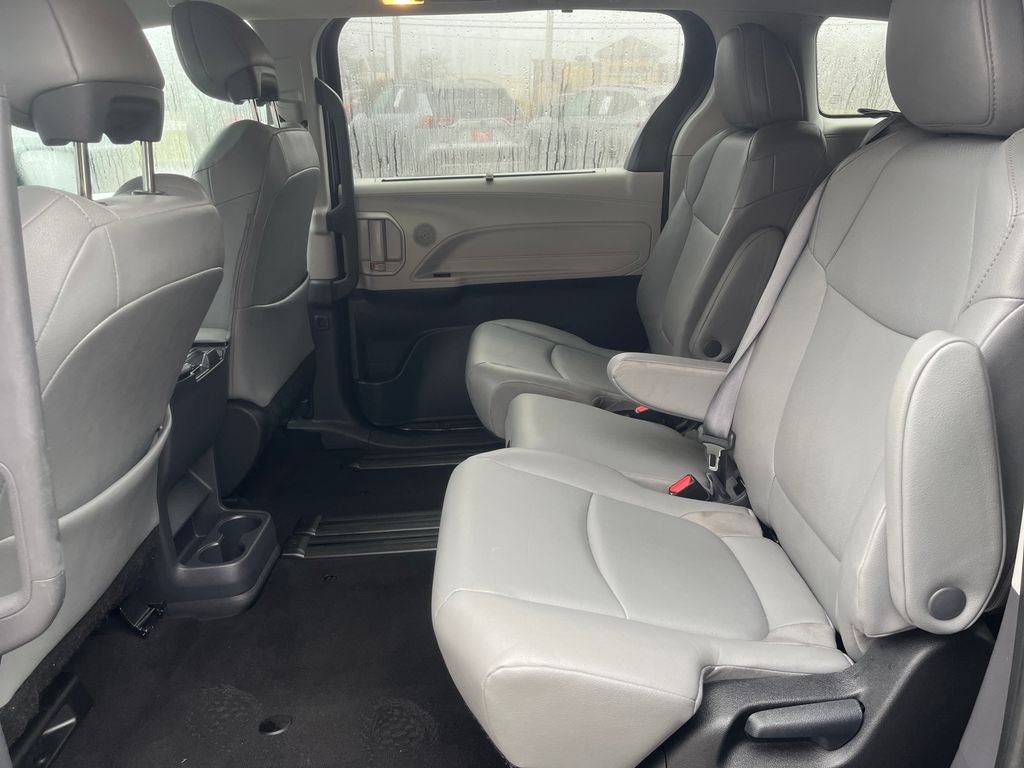 2023 Toyota Sienna XLE