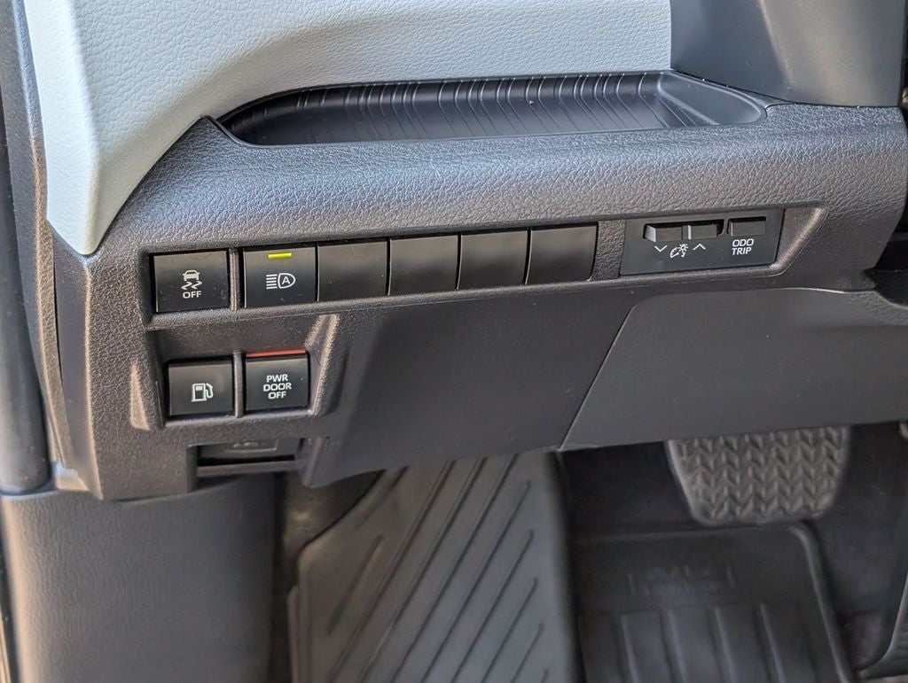 2025 Toyota Sienna XLE 7 Passenger