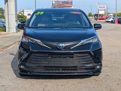 2025 Toyota Sienna XLE 7 Passenger