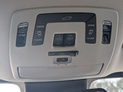 2025 Toyota Sienna XLE 7 Passenger