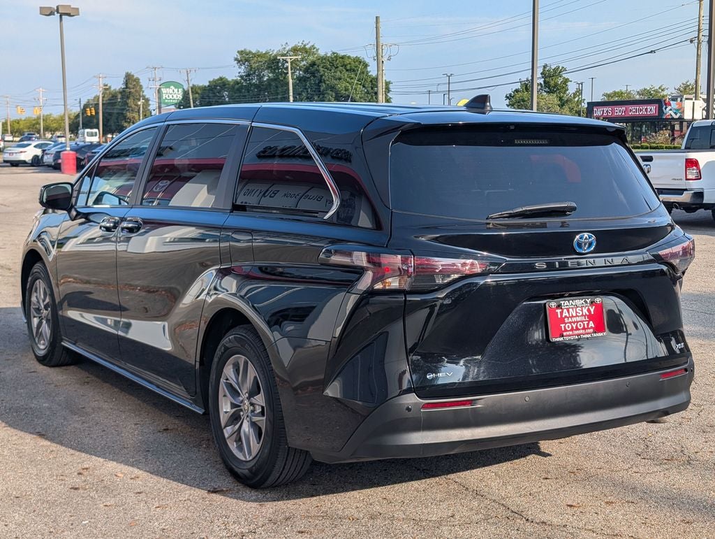 2025 Toyota Sienna XLE 7 Passenger