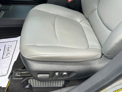 2024 Toyota Sienna XLE 8 Passenger