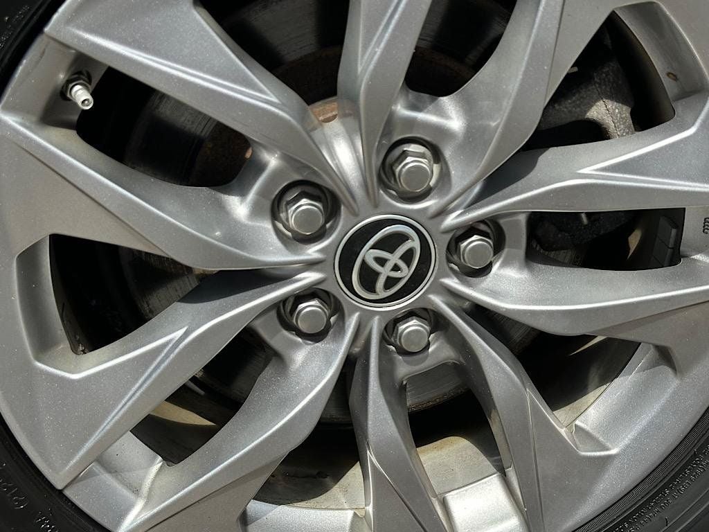 2024 Toyota Sienna XLE 8 Passenger