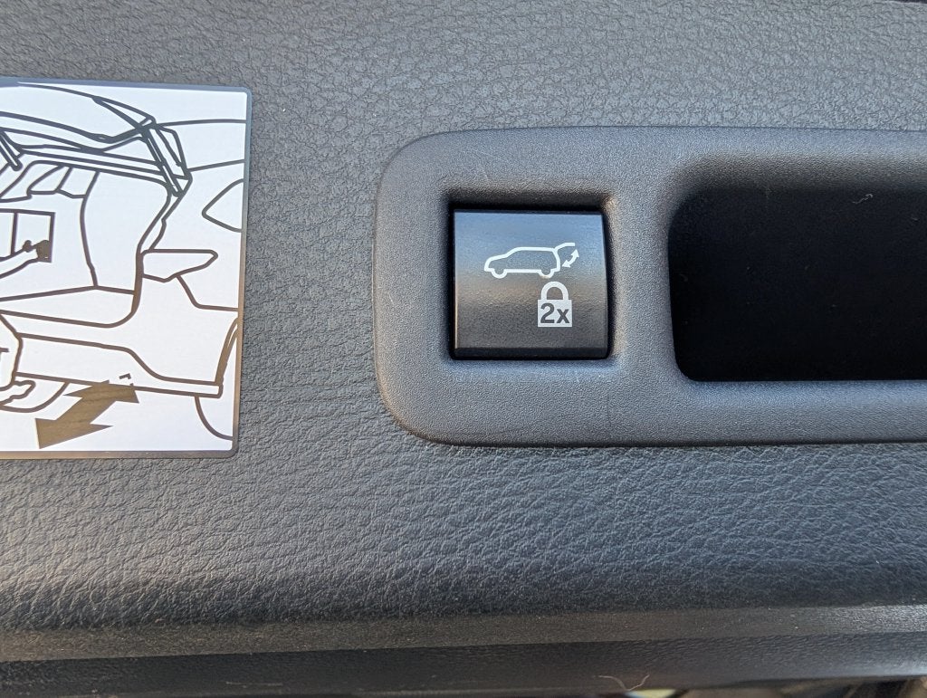 2021 Toyota Sienna XLE 8 Passenger