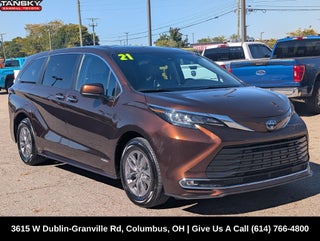 2021 Toyota Sienna XLE 8 Passenger