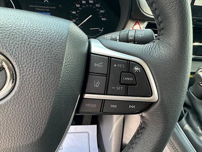 2025 Toyota Sienna XLE 7 Passenger