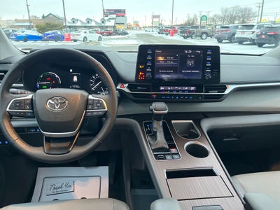 2023 Toyota Sienna XLE 7 Passenger