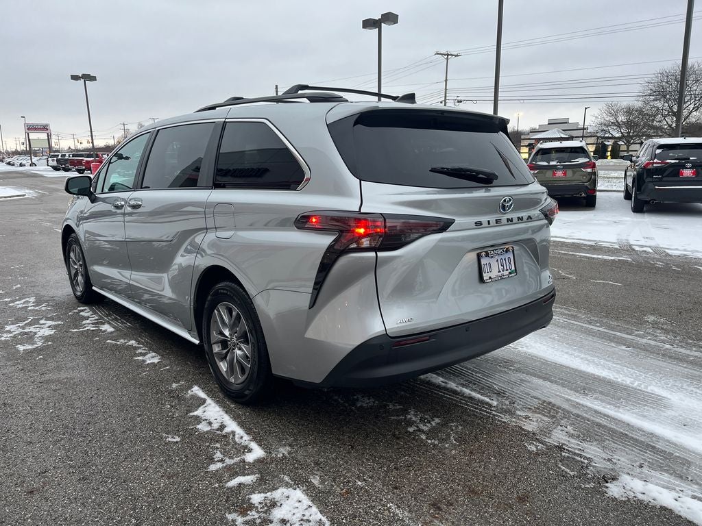 2023 Toyota Sienna XLE 7 Passenger