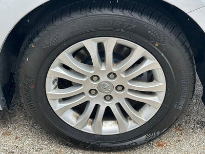 2017 Toyota Sienna XLE 8 Passenger