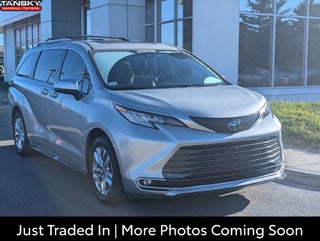 2023 Toyota Sienna Limited 7 Passenger