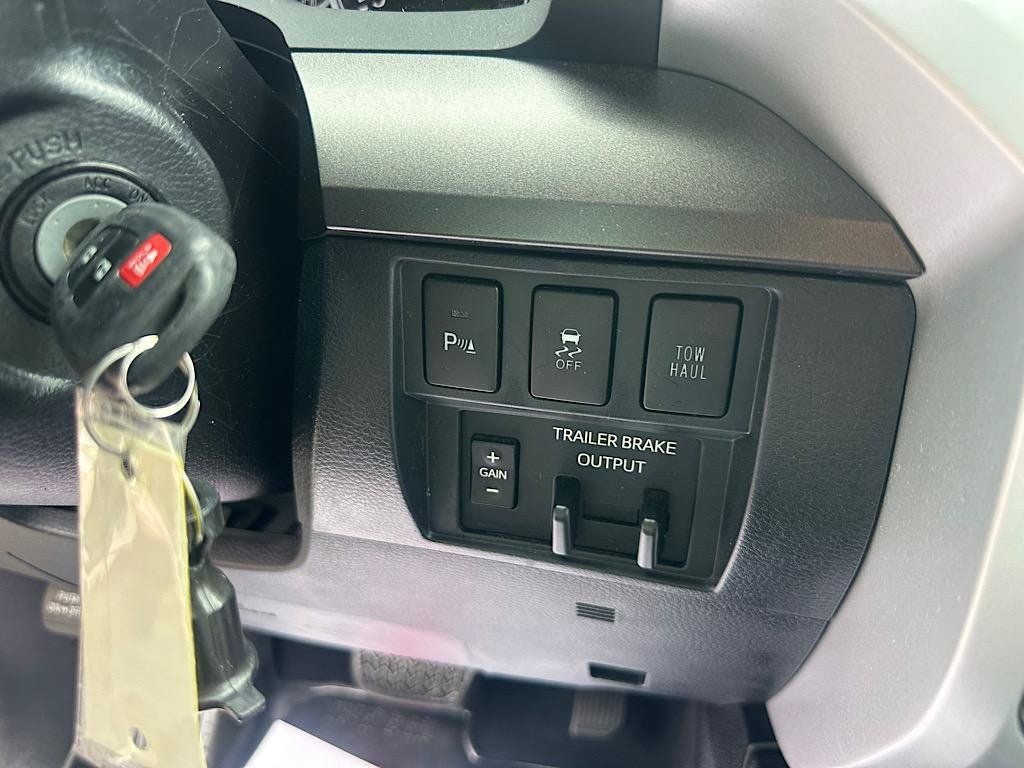 2018 Toyota Tundra SR5