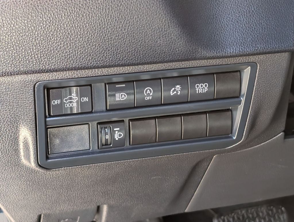2025 Toyota Tundra SR