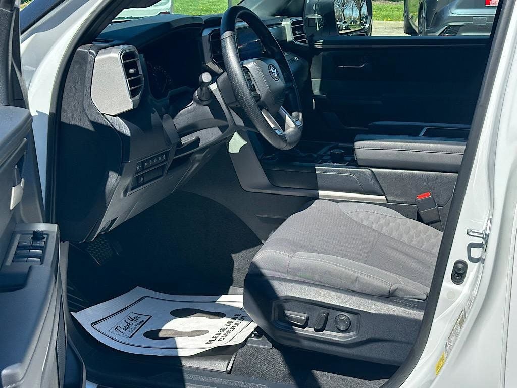 2025 Toyota Tundra SR5